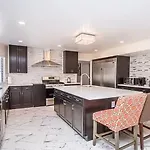 10B 9Ba Mansion Sleeps 22 With Pool And Spa